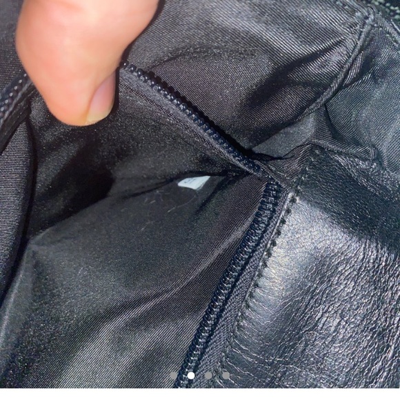 Rare Authentic Prada mini 💙 - Picture 5 of 8